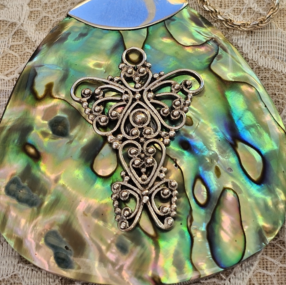 Suarti Abalone 925 Sterling Silver Necklace on Sterling Chain - Picture 4 of 13